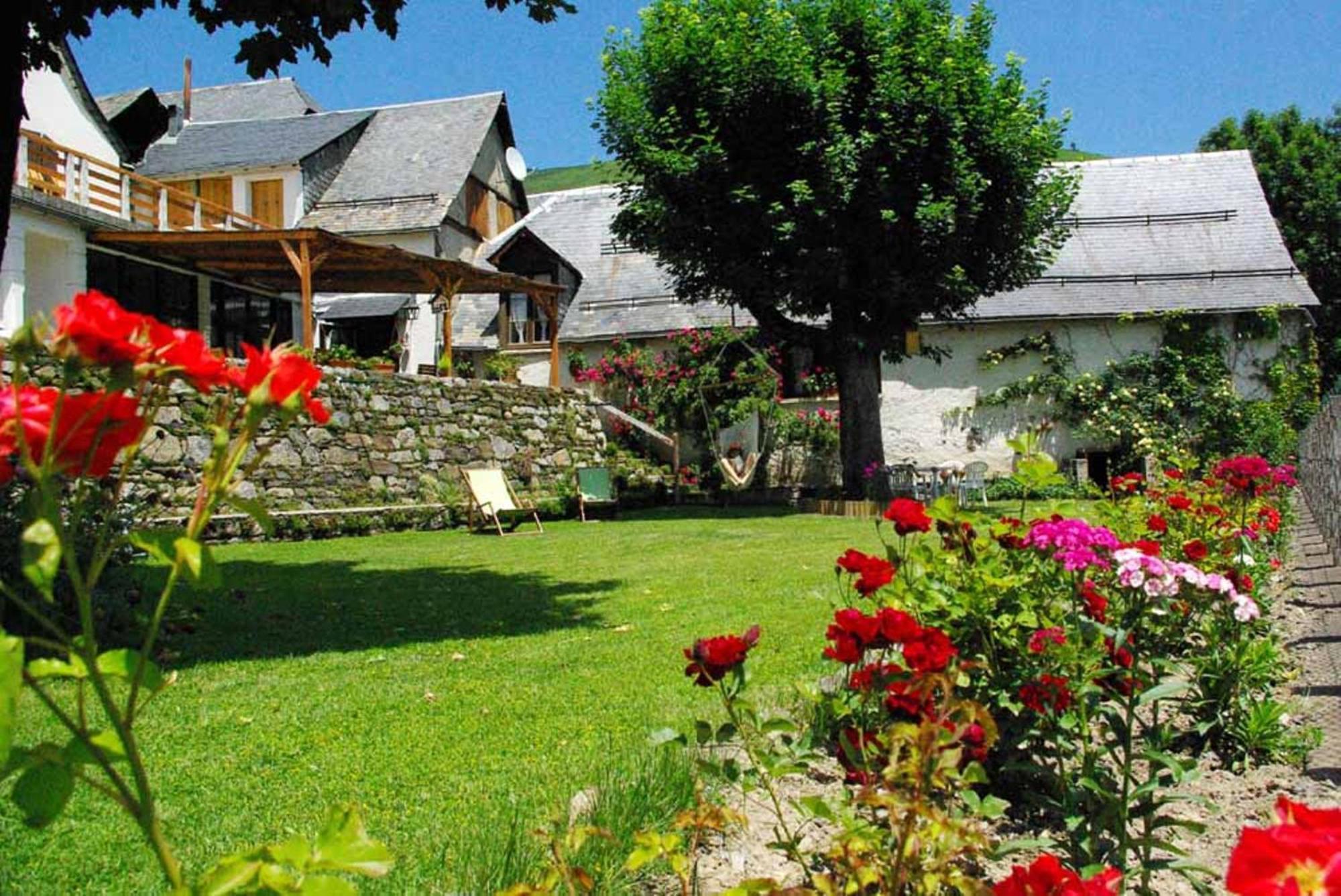 Gite Auberge La Soulan - Gite De Montagne Cathervielle Buitenkant foto