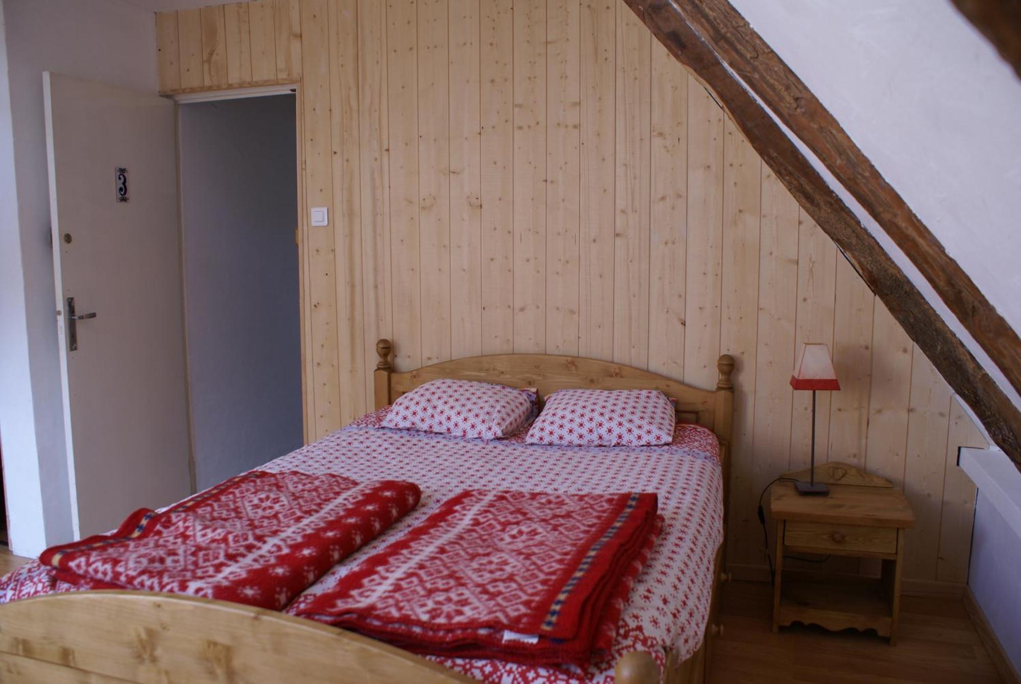 Gite Auberge La Soulan - Gite De Montagne Cathervielle Kamer foto